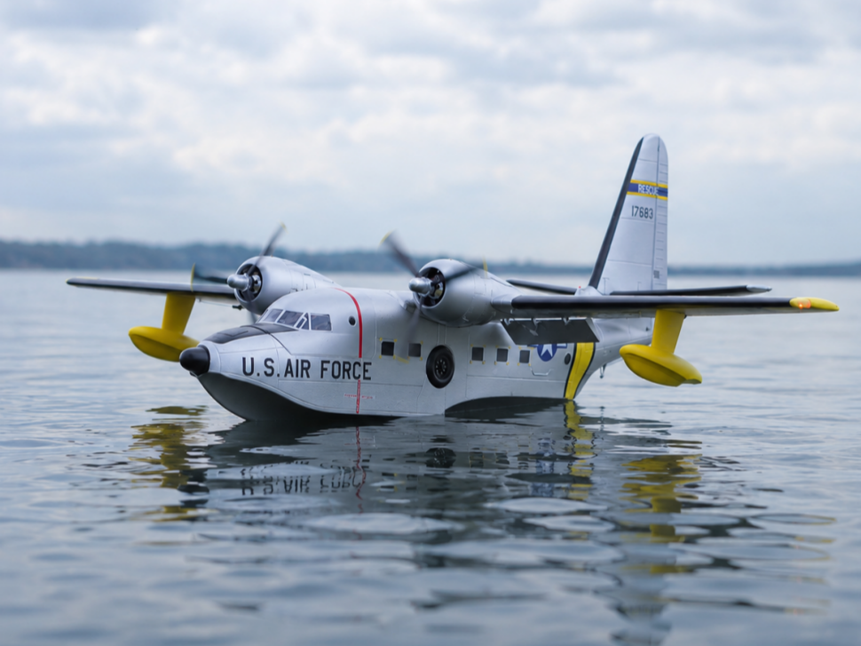 Rescue aircraft turning on the water